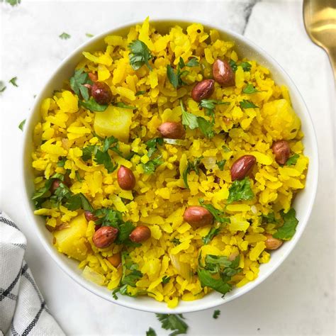 Poha Recipe | Kanda Poha - Indian Veggie Delight