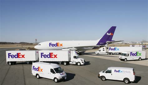 Fedex Wallpapers Top Free Fedex Backgrounds Wallpaperaccess