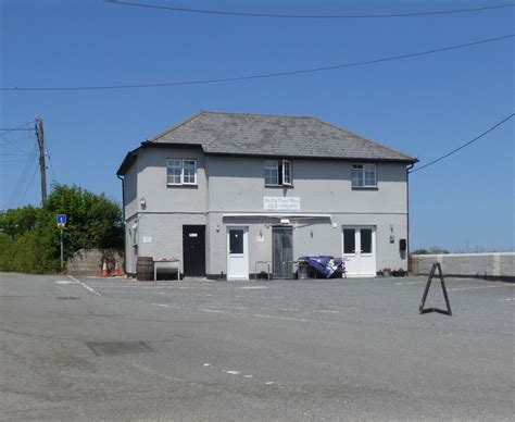 The Old Coach House Horns Cross Roger Cornfoot Geograph Britain