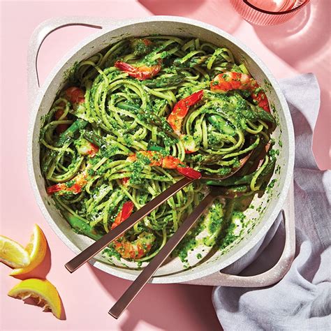 Asparagus And Spinach Pesto Pasta With Shrimp Chatelaine