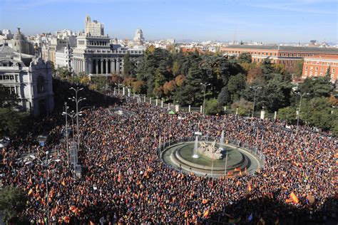 Nueva protesta en Madrid contra la ley de amnistía con asistencia