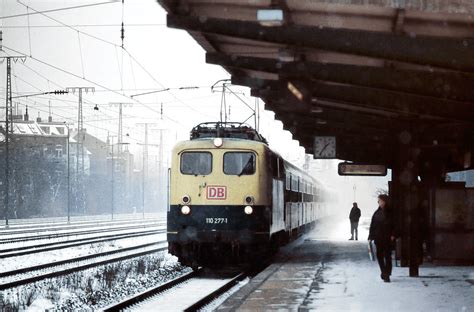 DB 110 277 Bf Köln West 26 01 1996 Der Winter 1995 96 fand Flickr