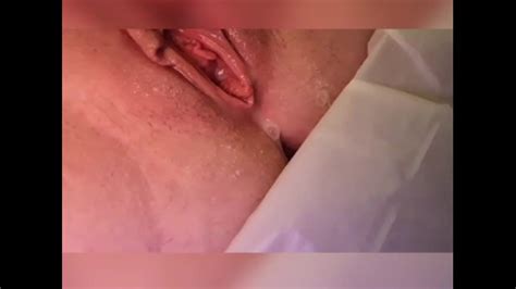 FUCKING MY TIGHT WET PUSSY TIL I CUM SQUIRT