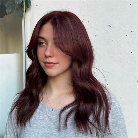27 Burgundy Hair Color Ideas for Modern Women and For All Seasons
