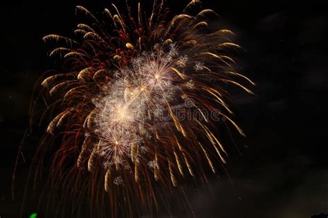 Fuochi D Artificio Di Vari Colori Isolati Sul Nero Fotografia Stock