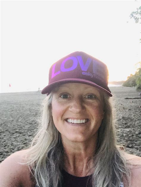 Job seekers love joanns hiring for the great benefits 14