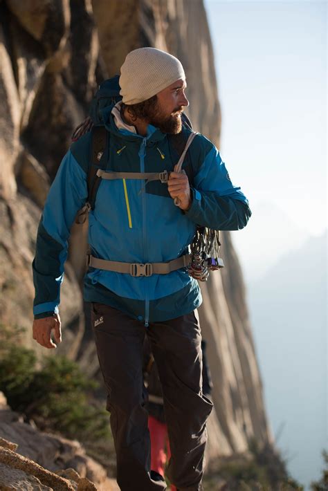 trekking outfit for men 6