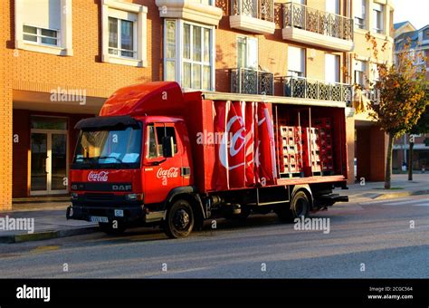 Coca Cola Red Truck High Resolution Stock Photography and Images - Alamy