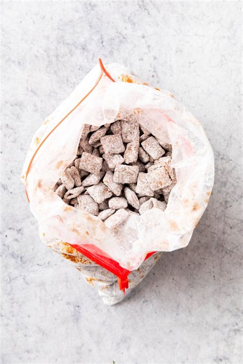 how to make muddy buddies