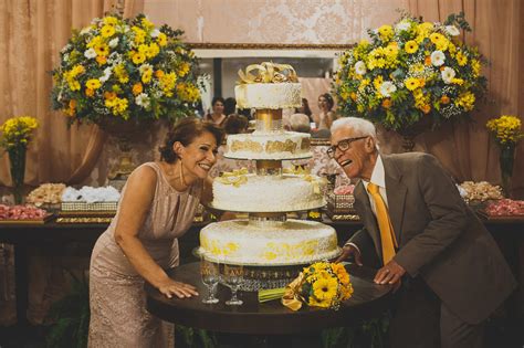 Decoração para Bodas de Ouro Salão Flores e Dicas fotos