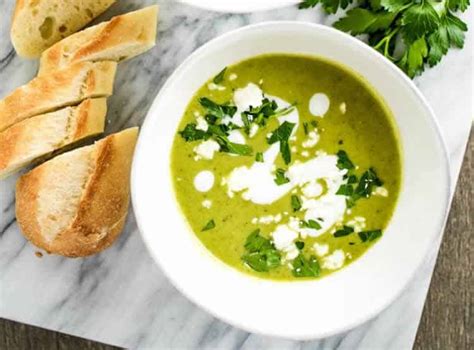 Soupe de courgettes froide au thermomix pour votre dîner