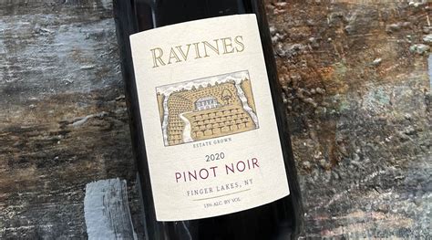 2020 Ravines Wine Cellars Pinot Noir Finger Lakes New York State USA