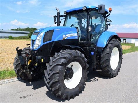 New Holland T 7 200 AutoCommand