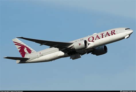 A7 BBD Qatar Airways Boeing 777 2DZLR Photo By Suparat Chairatprasert