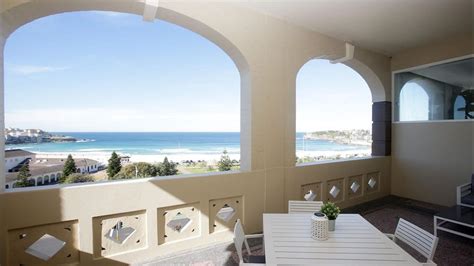 Hotel Bondi, Sydney | HotelsCombined