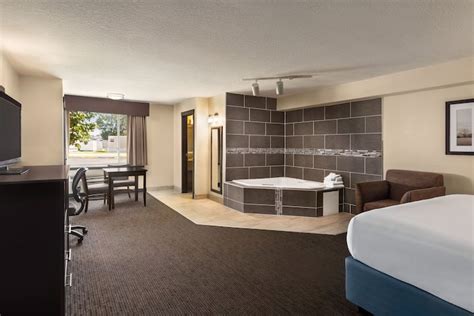 AmericInn by Wyndham La Crosse Riverfront Conference Center | La Crosse ...