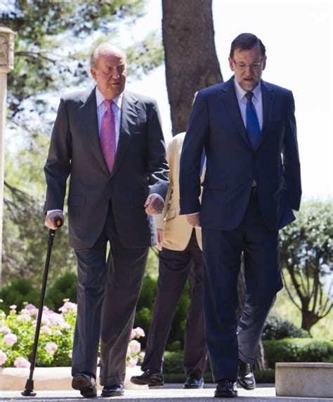 Photo Le Roi Juan Carlos Ier D Espagne Recevant Le Chef Du