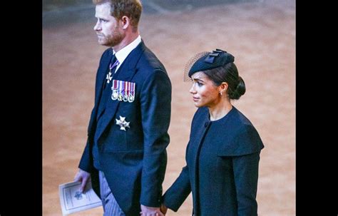 Mort Delisabeth Ii Le Prince Harry Et Meghan Markle Font Scandale