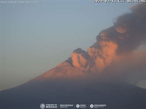 Popocatépetl con 33 exhalaciones y mil 394 minutos de tremor en las