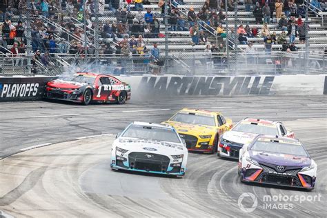 NASCAR Bans Chastain Martinsville Wall Ride Manoeuvre