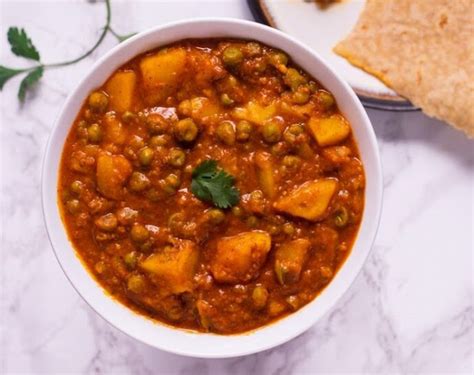 Punjabi Aloo Matar Restaurant Style Aloo Matar Recipe