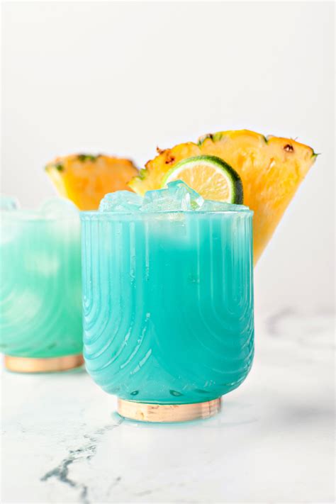 Blue-Hawaiian-Recipe | Good Life Eats