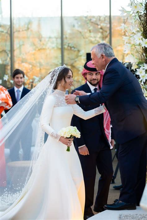 See the Best Photos of Princess Iman's Royal Wedding | Abiti da sposa ...