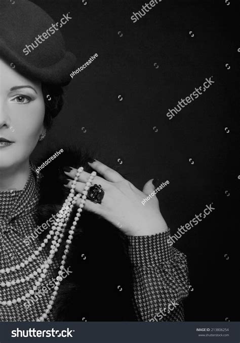 Retro Charming Woman Elegant Retro Image Stock Photo 213806254