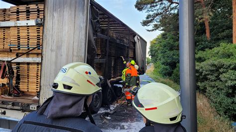 Brennender Lkw sorgt für langen Stau auf A3 Video hessenschau de