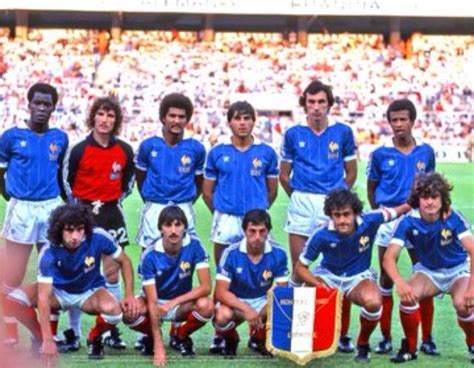 France team group at the 1982 World Cup Finals. | 1982 world cup ...