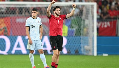 Euro 2024 Georgia Shock Portugal With Historic 2 0 Win Move Into Last 16