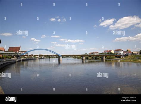 Oder bridge frankfurt oder germany hi-res stock photography and images ...