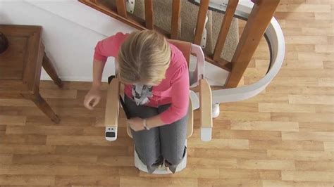 Acorn 180 Curved Stairlift Demonstration Youtube