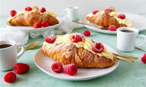 Croissants Met Banketbakkersroom Recept Dr Oetker