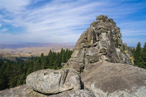 Best Bogus Basin Hiking Trails - It Started Outdoors