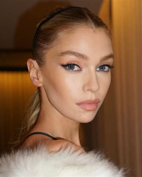 Picture Of Stella Maxwell