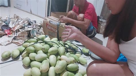 Masaya Kami Na Nakapag Share Ng Mga Mangga Sa Kapit Bahay At Sa Mga