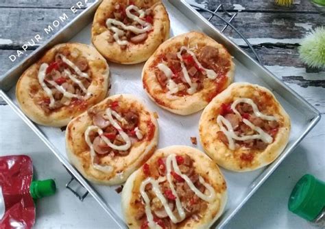 Resep Roti Pizza Empuk Oleh Dapur Mom Era Cookpad