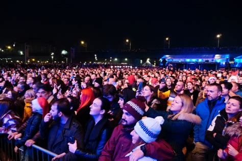 Spektakularan doček na Sava promenadi Istovremeno zasijalo 20 spratova