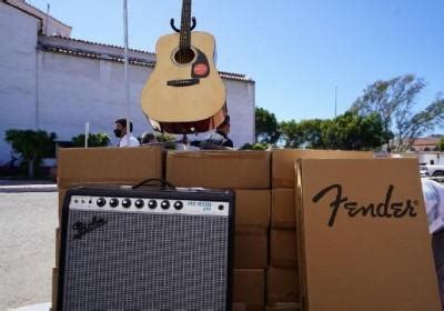 Don Fender Guitarras A Casa De La Cultura De Ensenada Ensenada Net