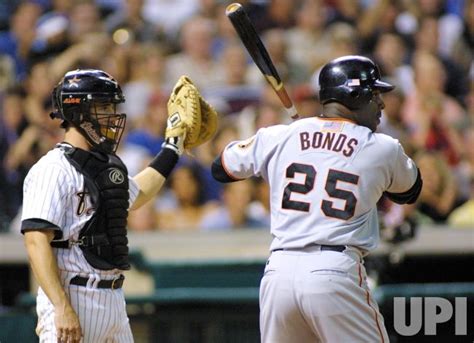 Photo: Giants vs Astros - - UPI.com