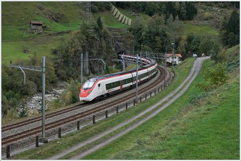 Der Sbb Giruno Rabe Ticino Und Ein Weiterer Sind In Der Bei