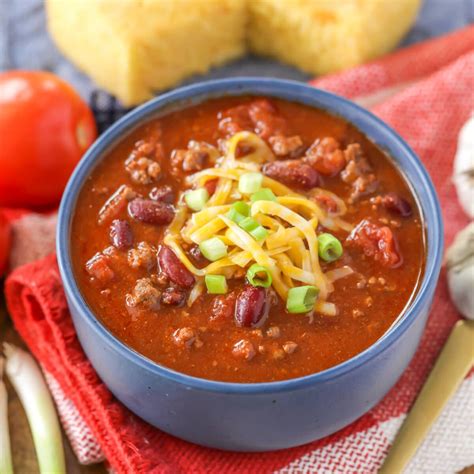 The BEST Chili Recipe {Award-Winning! +VIDEO} | Lil' Luna