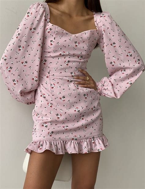 Платье летнее Lookonline Платье-мини в цветочек | отзывы