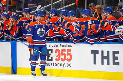 Connor McDavid injury update: NHL analyst provides positive update on ...