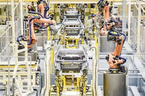 Uma Fabrica Produz Dois Modelos De Martelo - Com auxílio de IA: fábrica ‘modelo’ na China produz um carro a cada 53 ...