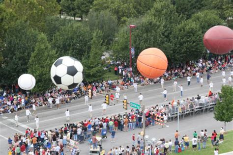 Helium Parade Balloon 15 Basketball Helium Parade Balloon