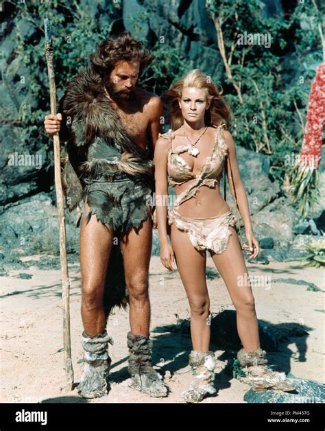 Raquel Welch One Million Years Hi Res Stock Photography And Images Alamy