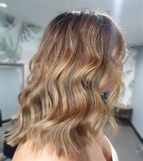 Honey Blonde Balayage Glosty