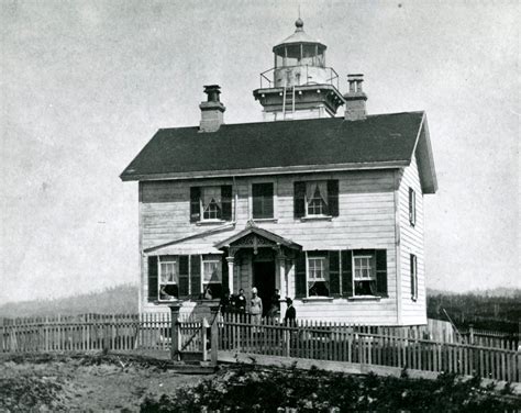 Yaquina Bay Lighthouse, The Mysterious Disappearance Of, 42% OFF